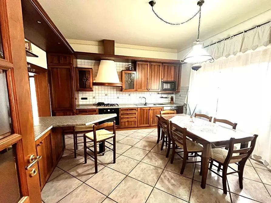 Immagine 10 di Villa in vendita  a Certaldo