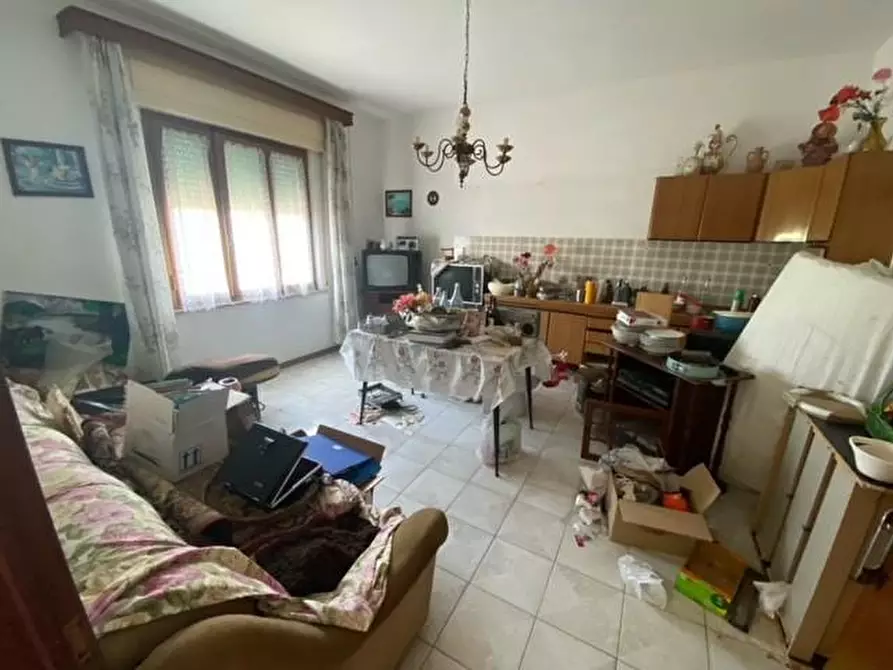 Immagine 19 di Casa bifamiliare in vendita  a Santa Maria A Monte