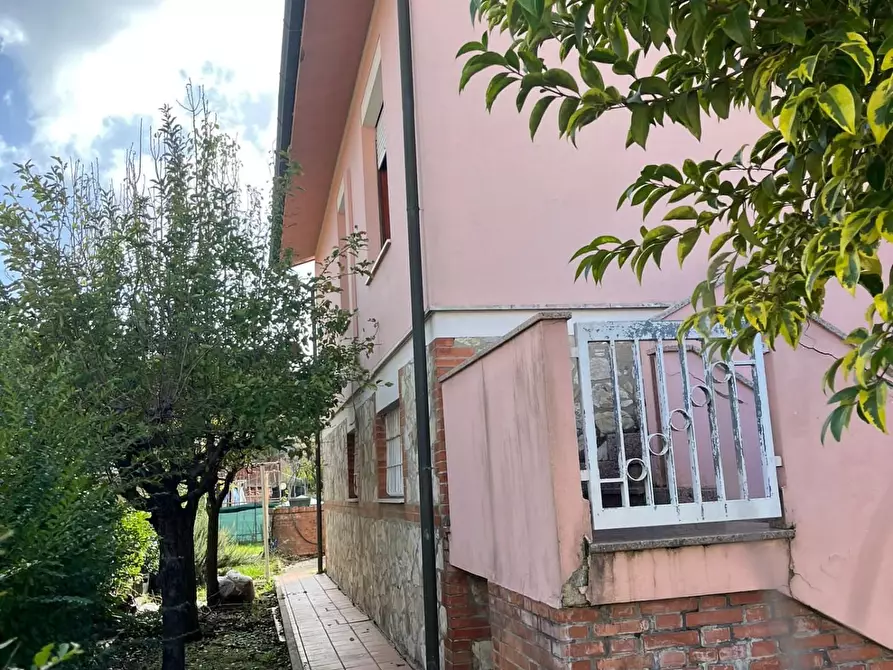 Immagine 3 di Casa indipendente in vendita  a Ponsacco