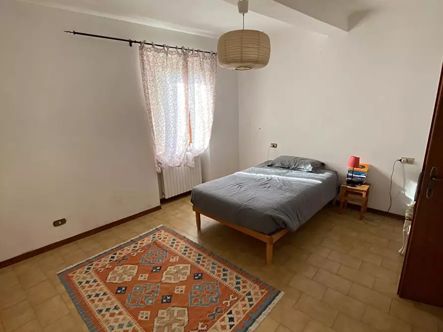 Immagine 6 di Appartamento in vendita  a Massa