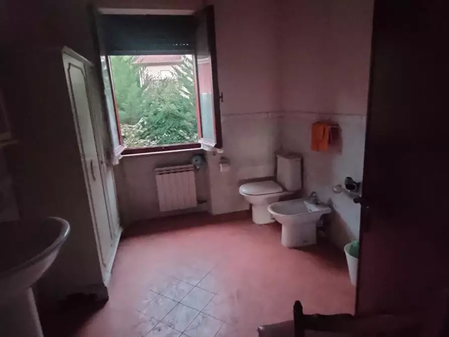 Immagine 22 di Appartamento in vendita  a Castelnuovo Magra