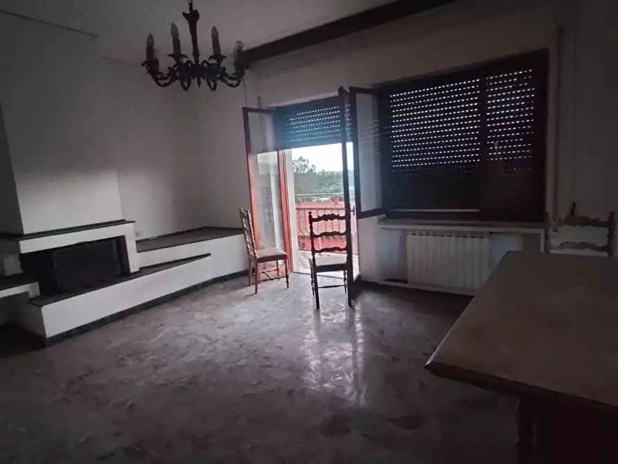 Immagine 17 di Appartamento in vendita  a Castelnuovo Magra