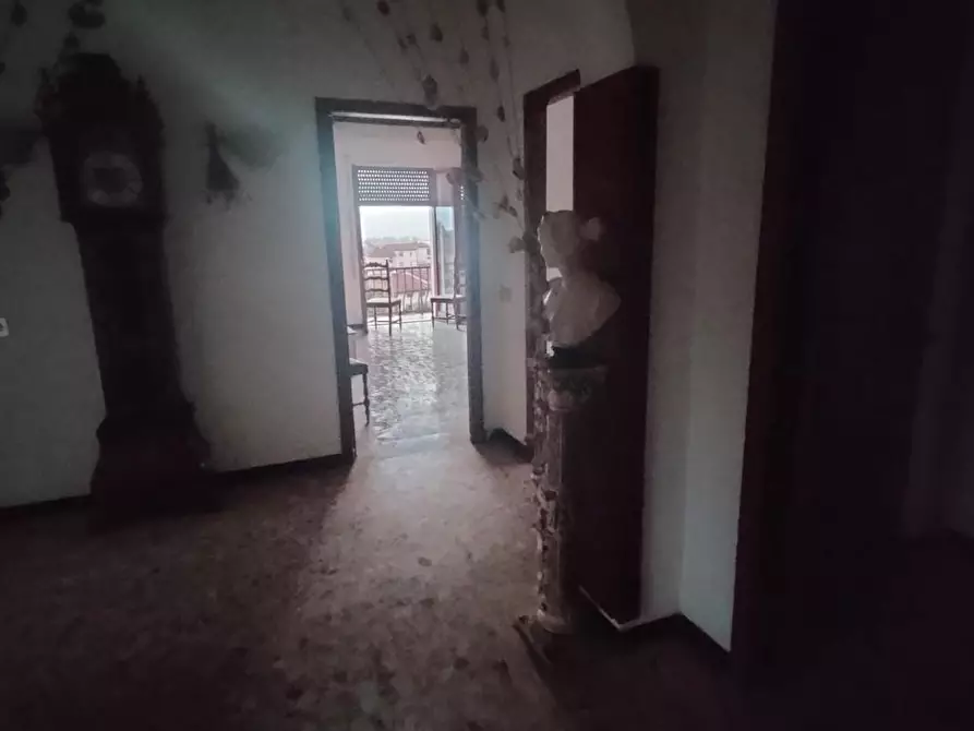 Immagine 25 di Appartamento in vendita  a Castelnuovo Magra