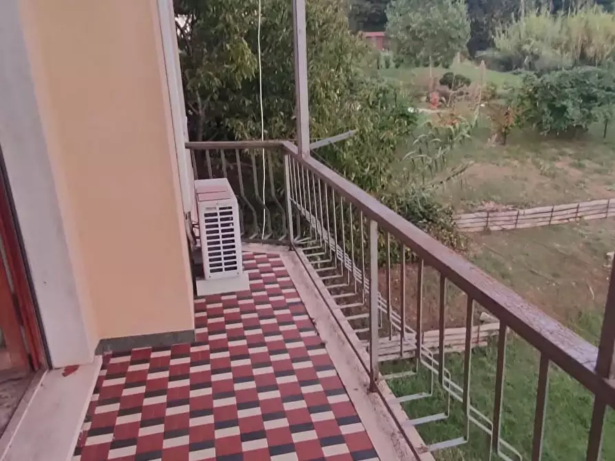 Immagine 6 di Appartamento in vendita  a Castelnuovo Magra