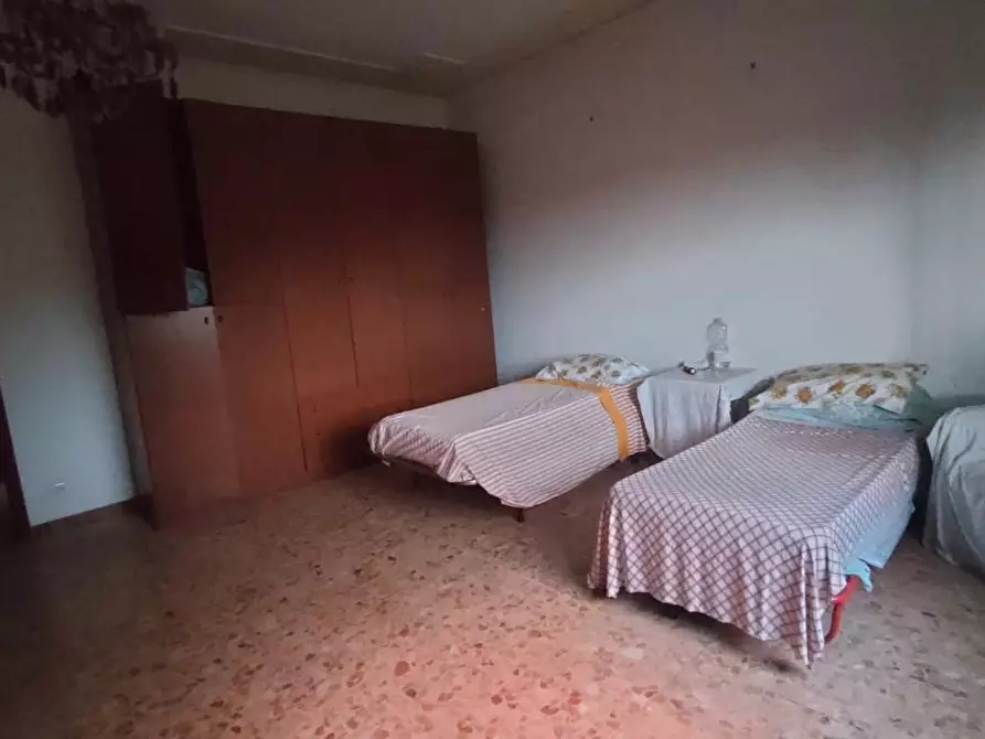 Immagine 20 di Appartamento in vendita  a Castelnuovo Magra