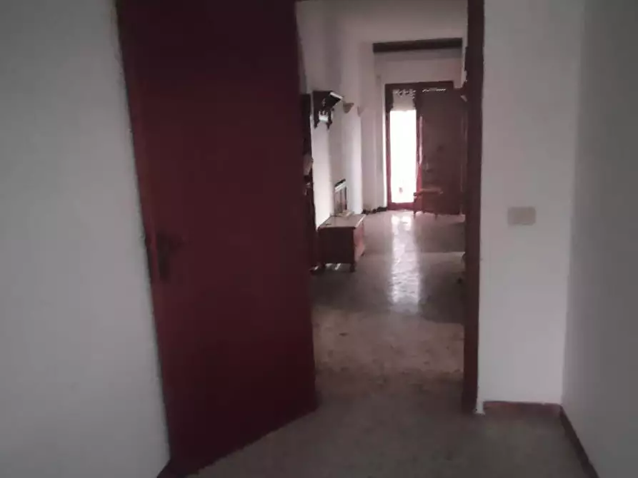 Immagine 28 di Appartamento in vendita  a Castelnuovo Magra