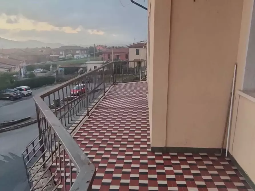 Immagine 31 di Appartamento in vendita  a Castelnuovo Magra