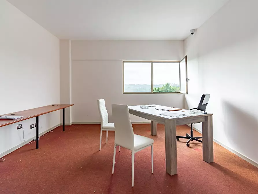 Immagine 16 di Attività artigianale in vendita  a Empoli