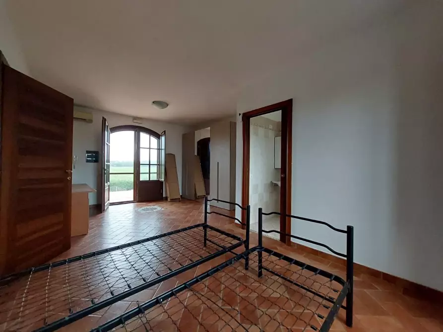 Immagine 17 di Villa in vendita  a Montopoli In Val D'arno