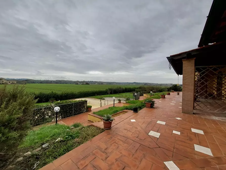 Immagine 6 di Villa in vendita  a Montopoli In Val D'arno