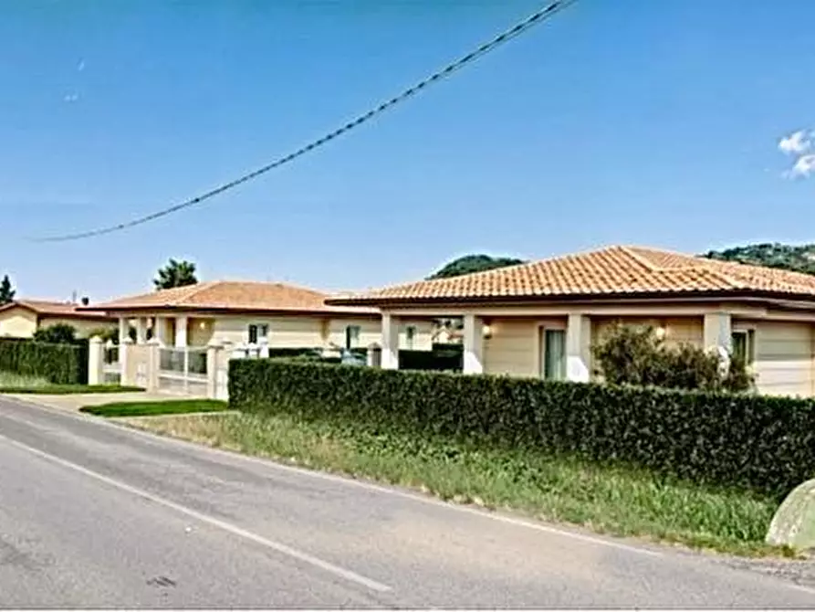 Immagine 4 di Terreno residenziale in vendita  a Massarosa