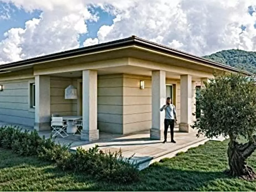 Immagine 19 di Terreno residenziale in vendita  a Massarosa