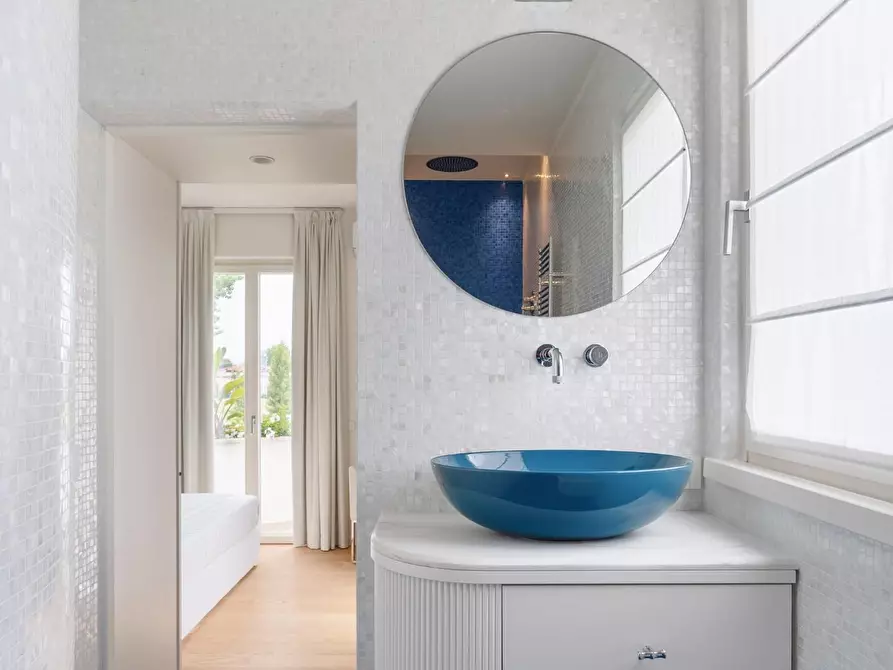 Immagine 29 di Villa in affitto  a Forte Dei Marmi