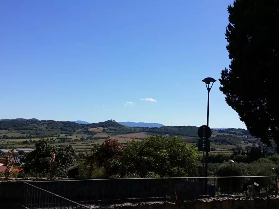 Immagine 19 di Appartamento in vendita  a Casole D'elsa