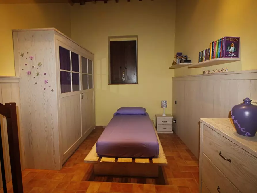 Immagine 4 di Appartamento in vendita  a Casole D'elsa