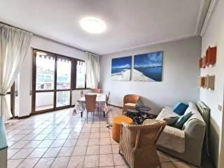 Immagine 5 di Appartamento in vendita  a Viareggio