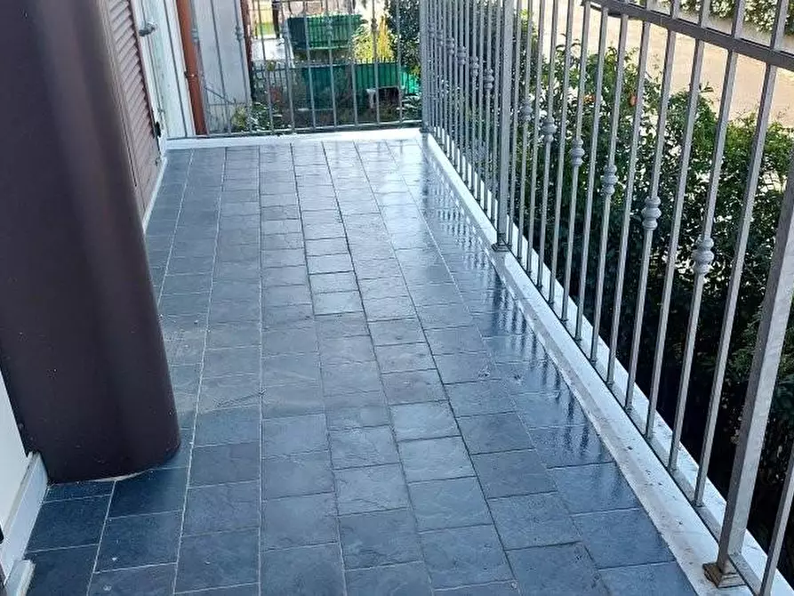 Immagine 11 di Appartamento in vendita  a Aulla