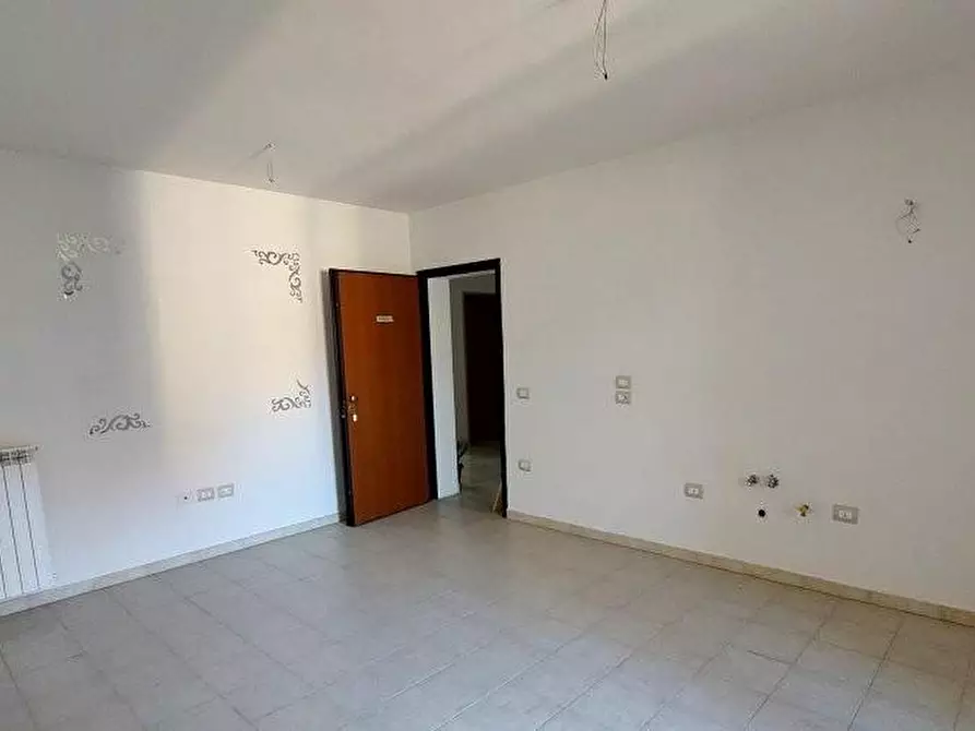 Immagine 9 di Appartamento in vendita  a Aulla