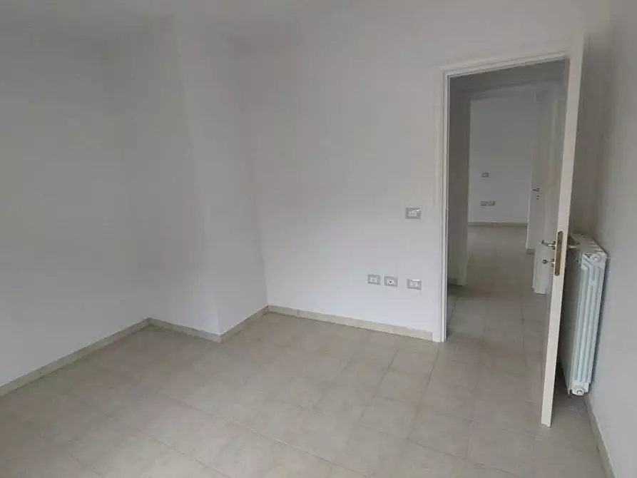 Immagine 4 di Appartamento in vendita  a Aulla