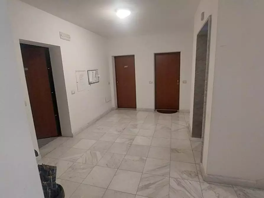 Immagine 13 di Appartamento in vendita  a Aulla