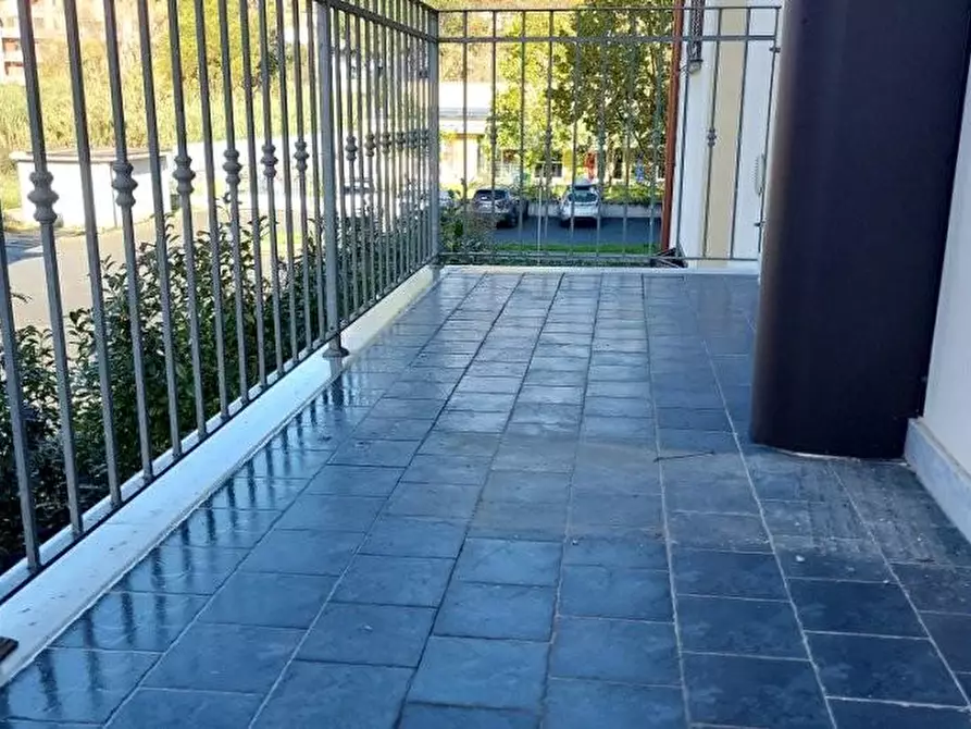 Immagine 10 di Appartamento in vendita  a Aulla