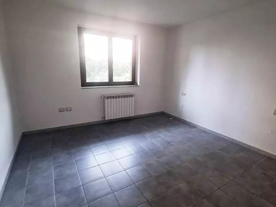 Immagine 6 di Appartamento in vendita  a Aulla