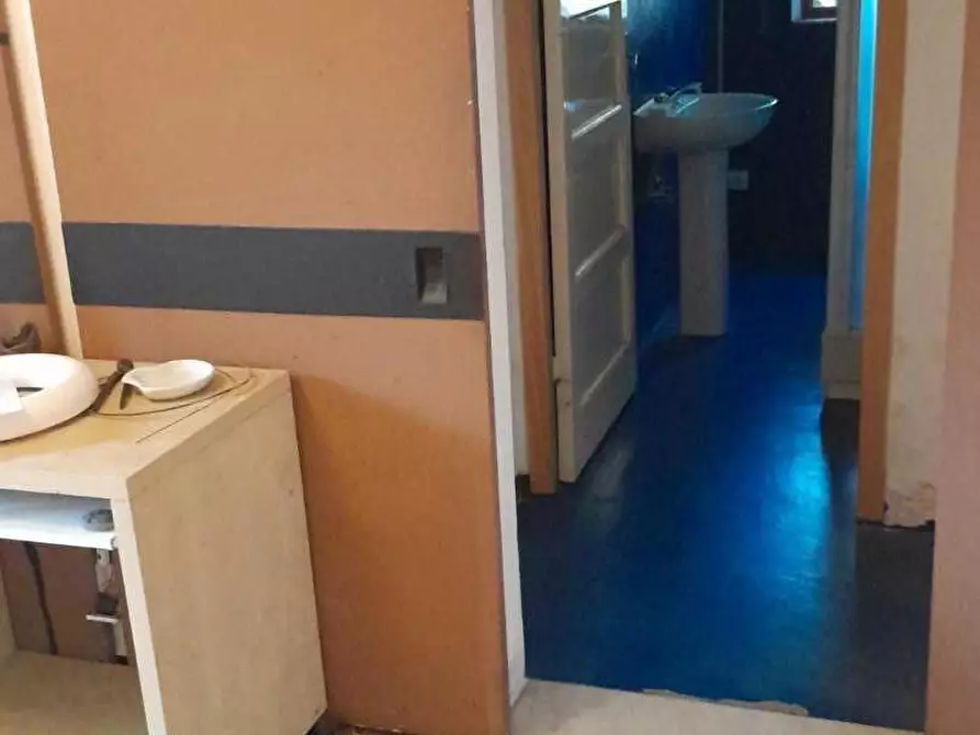 Immagine 10 di Casa indipendente in vendita  a Massa