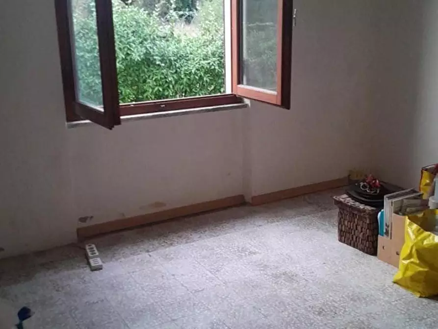 Immagine 7 di Casa indipendente in vendita  a Massa