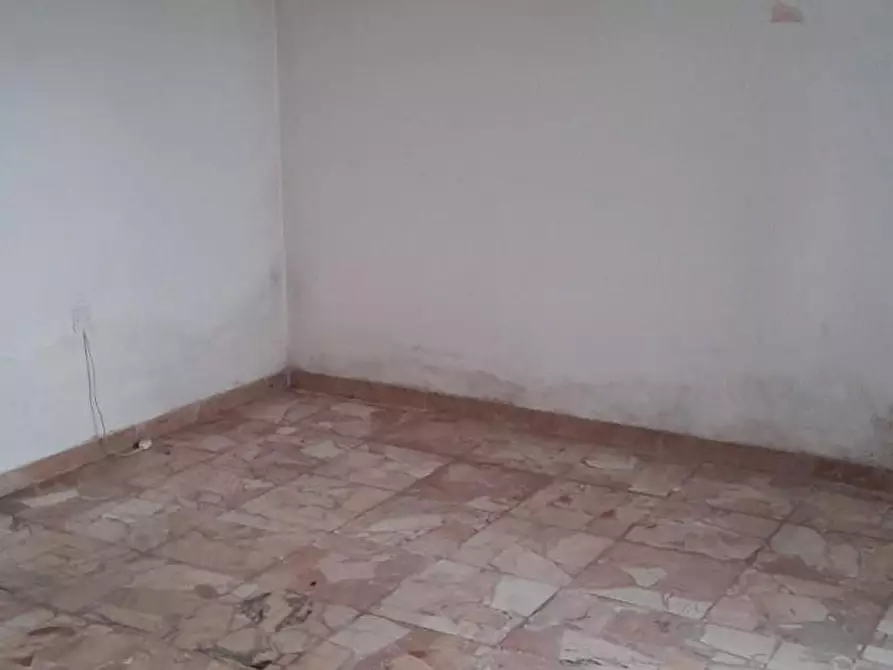 Immagine 8 di Casa indipendente in vendita  a Massa