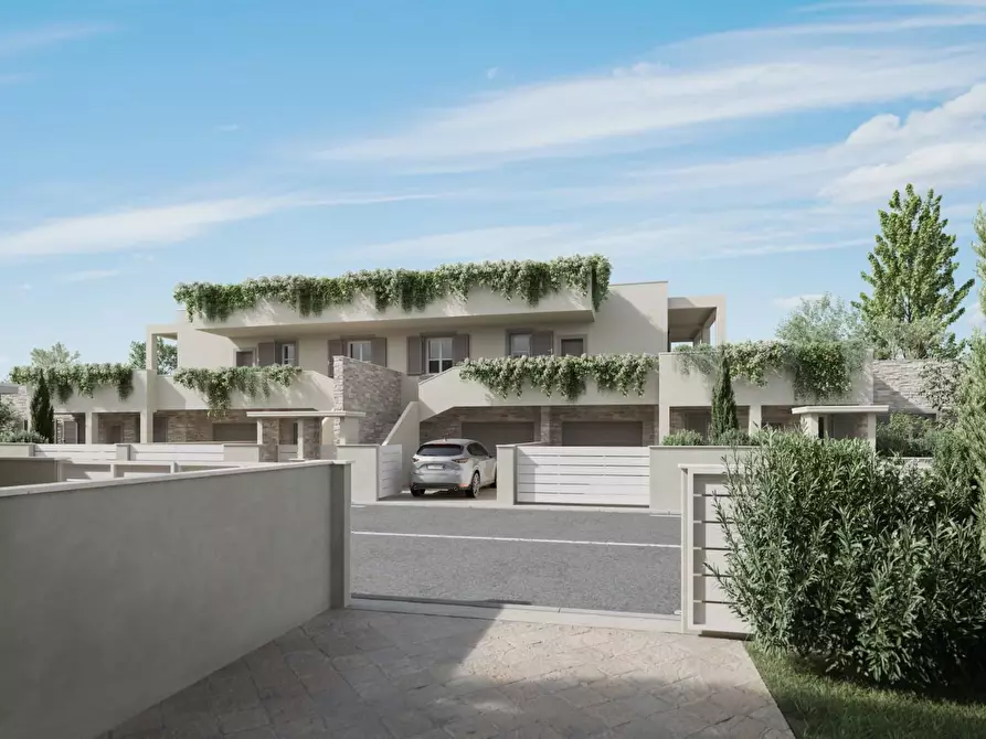 Immagine 7 di Casa quadrifamiliare in vendita  a Cecina