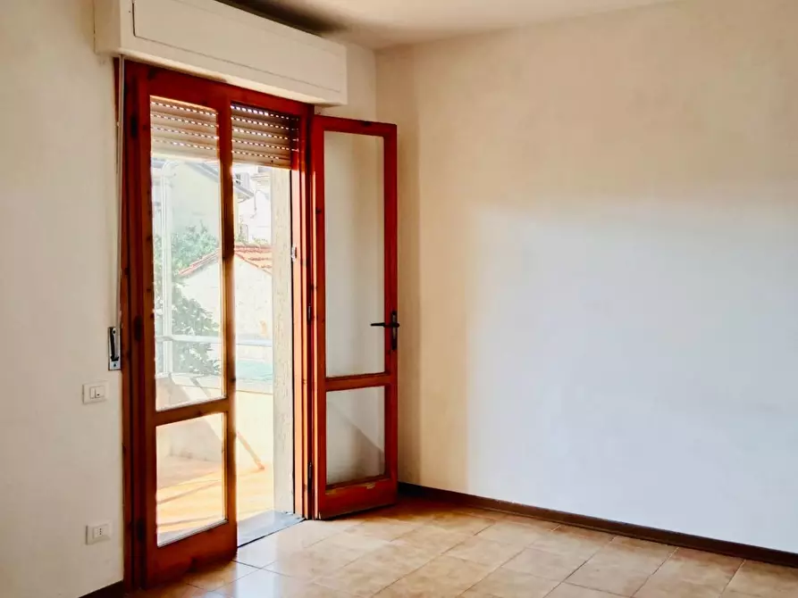 Immagine 12 di Appartamento in vendita  a Massarosa