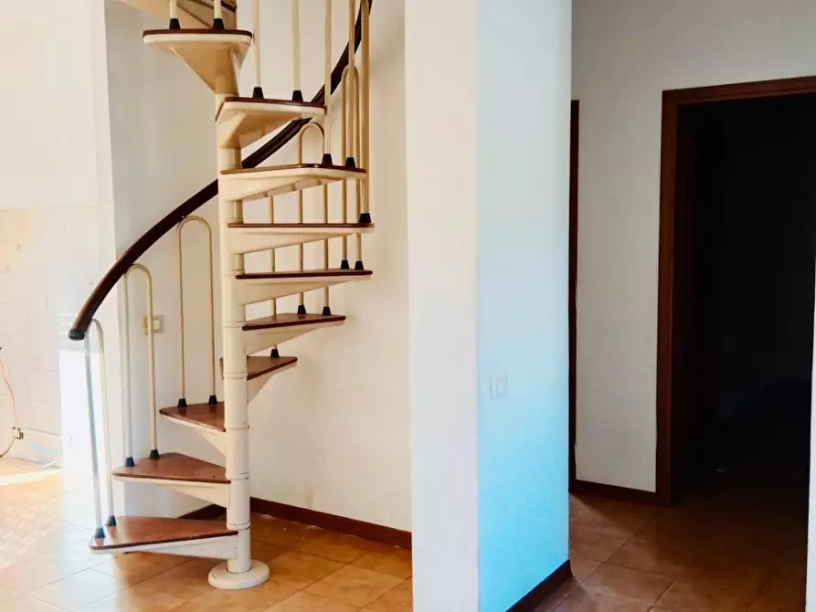 Immagine 13 di Appartamento in vendita  a Massarosa