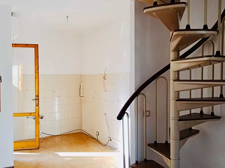 Immagine 3 di Appartamento in vendita  a Massarosa