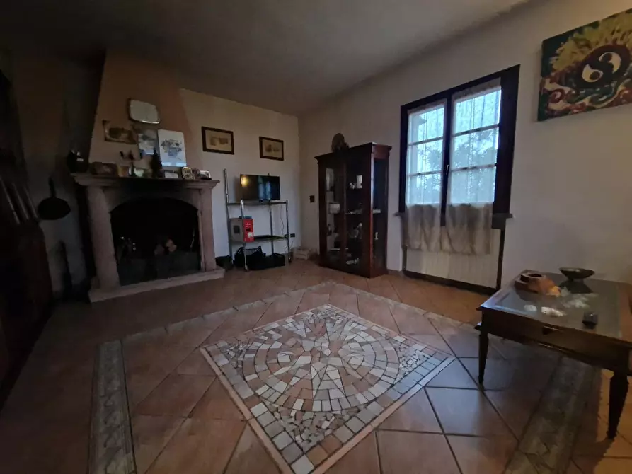 Immagine 15 di Casa colonica in vendita  a Cecina