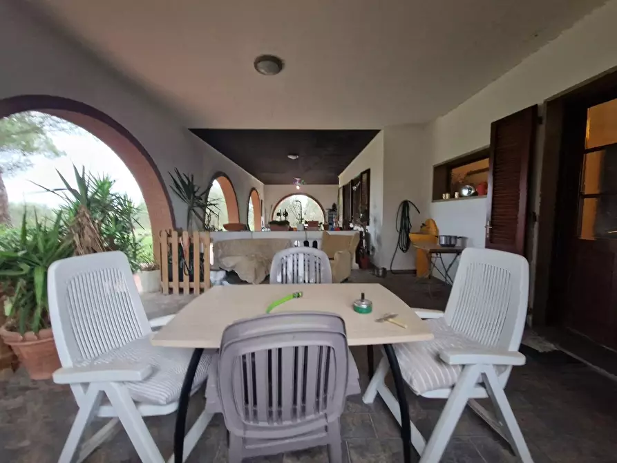 Immagine 11 di Casa colonica in vendita  a Cecina