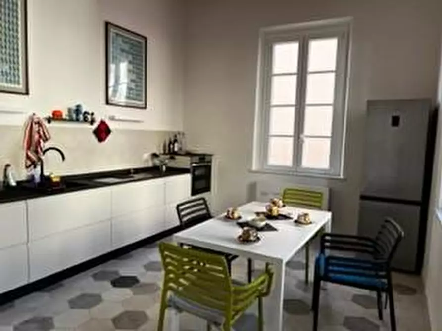 Immagine 13 di Appartamento in affitto  a Viareggio