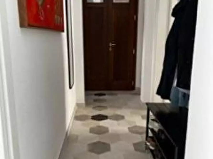 Immagine 14 di Appartamento in affitto  a Viareggio