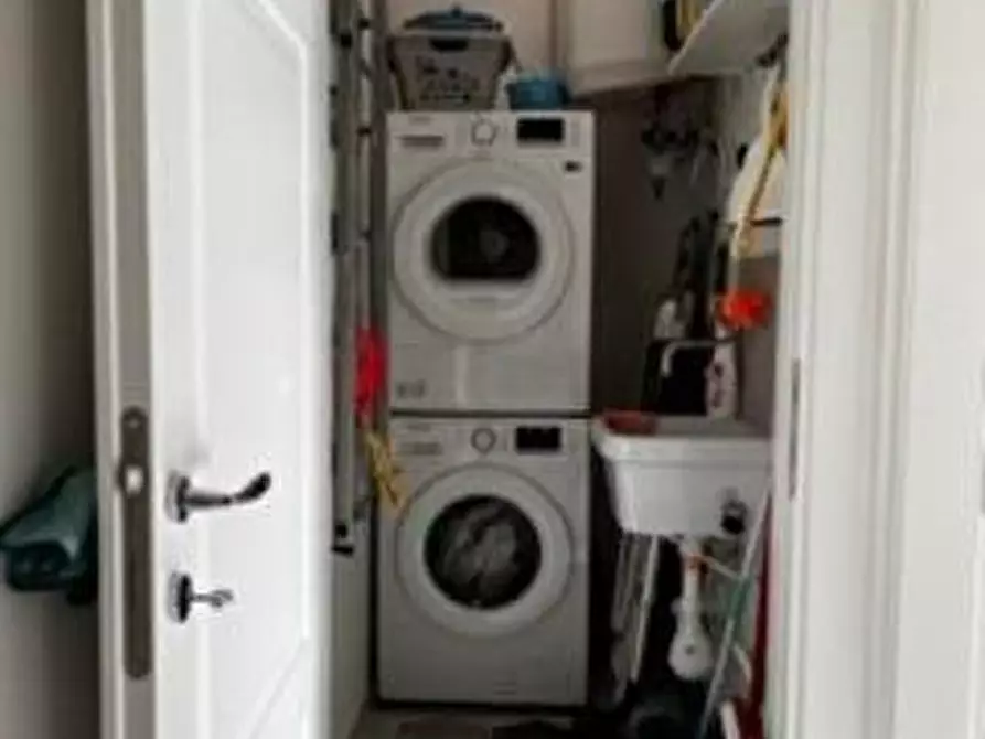 Immagine 5 di Appartamento in affitto  a Viareggio