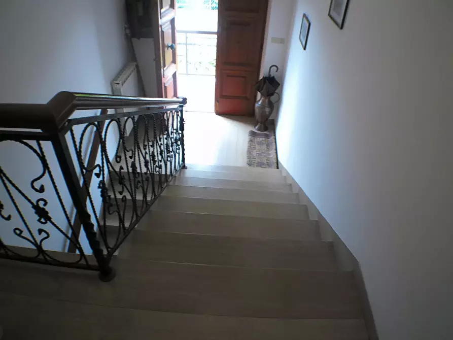 Immagine 47 di Casa indipendente in vendita  a Carrara
