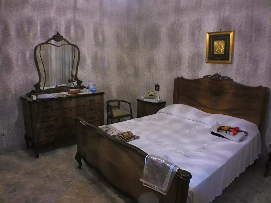 Immagine 35 di Casa indipendente in vendita  a Carrara