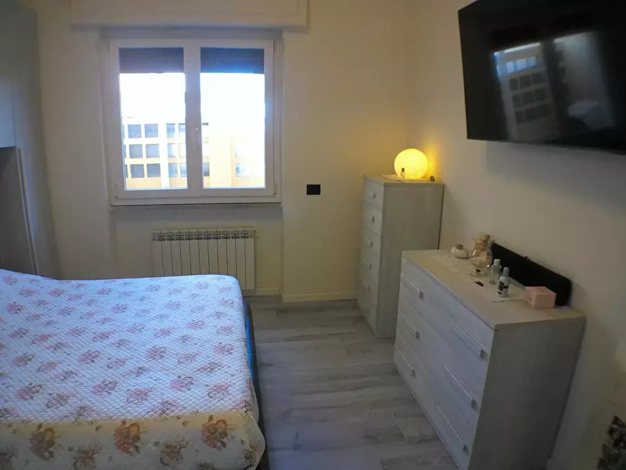 Immagine 10 di Appartamento in vendita  a Carrara