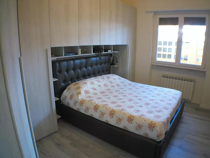 Immagine 19 di Appartamento in vendita  a Carrara