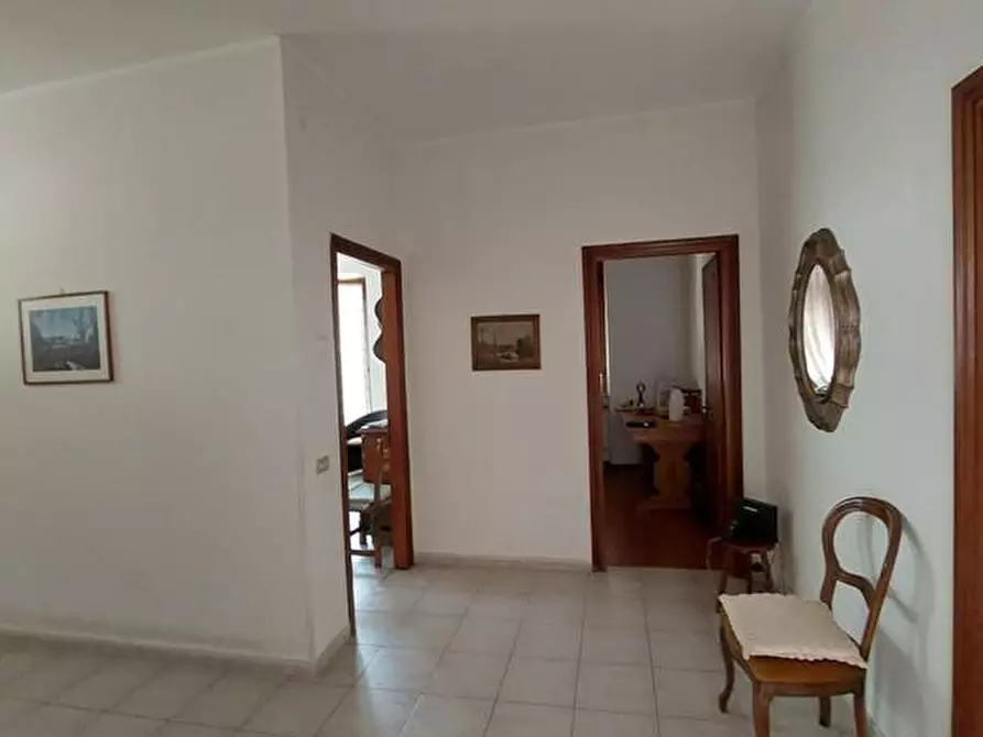 Immagine 8 di Casa semindipendente in vendita  a Massa