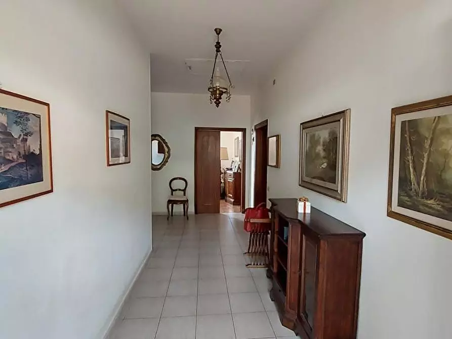 Immagine 7 di Casa semindipendente in vendita  a Massa