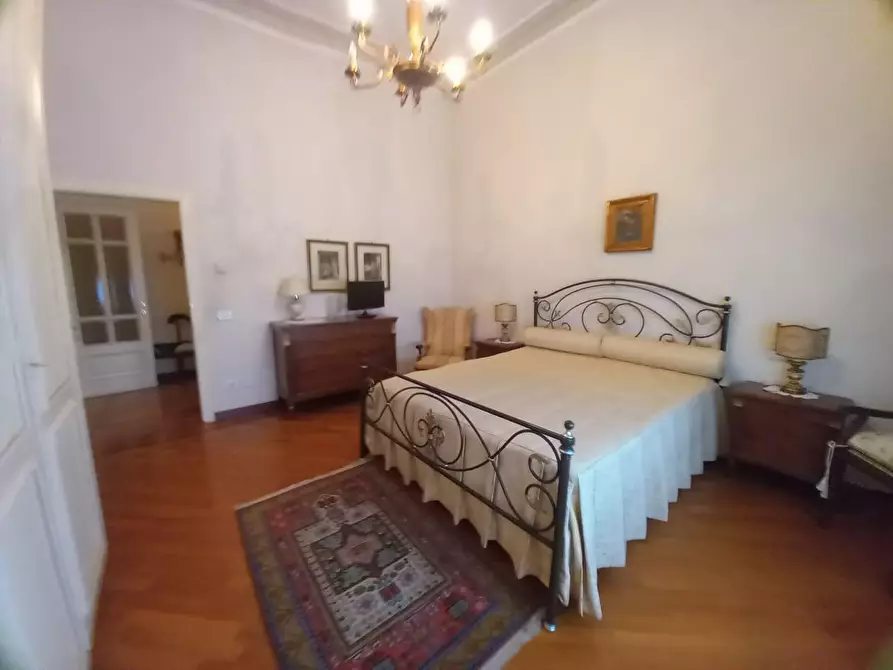 Immagine 27 di Villa in vendita  a Cascina