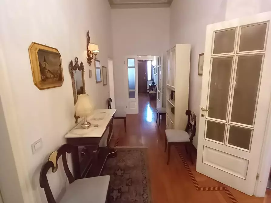 Immagine 56 di Villa in vendita  a Cascina