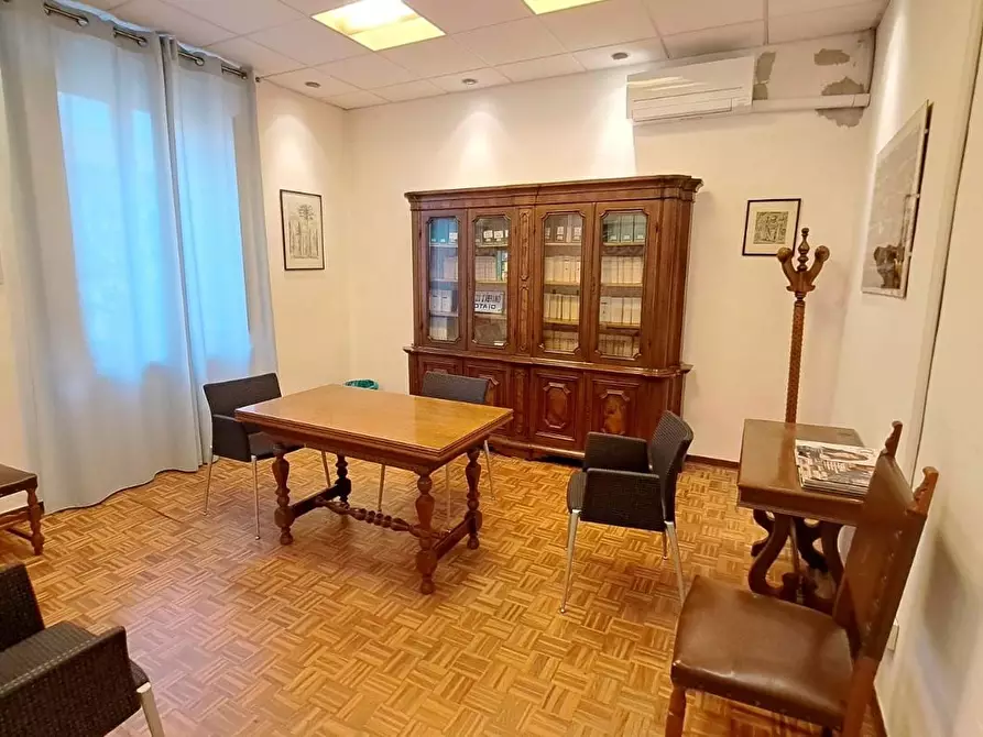 Immagine 9 di Villa in vendita  a Rosignano Marittimo