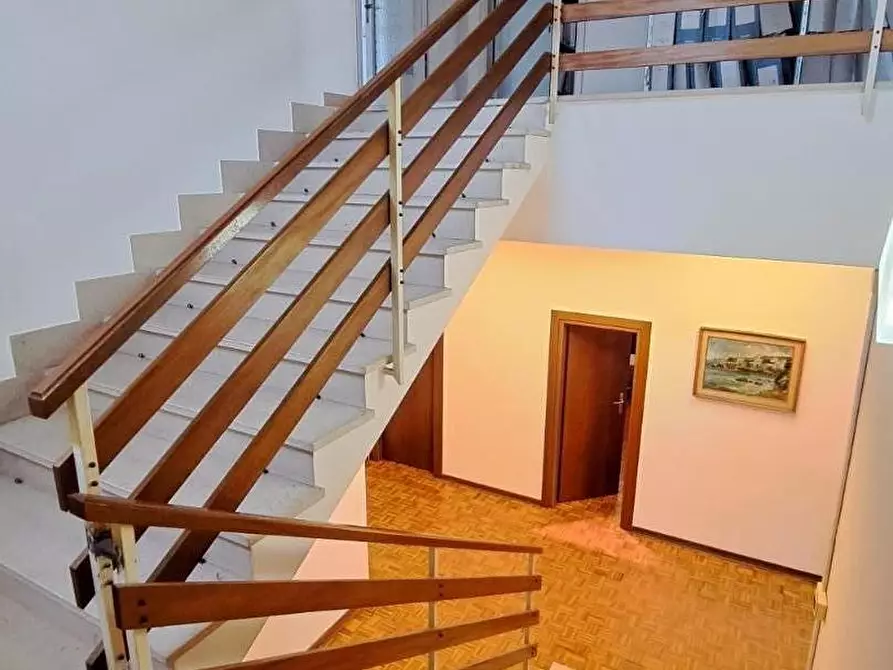 Immagine 15 di Villa in vendita  a Rosignano Marittimo