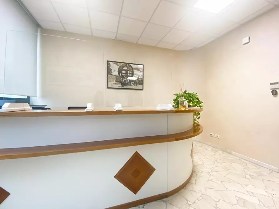 Immagine 5 di Ufficio in vendita  a Empoli