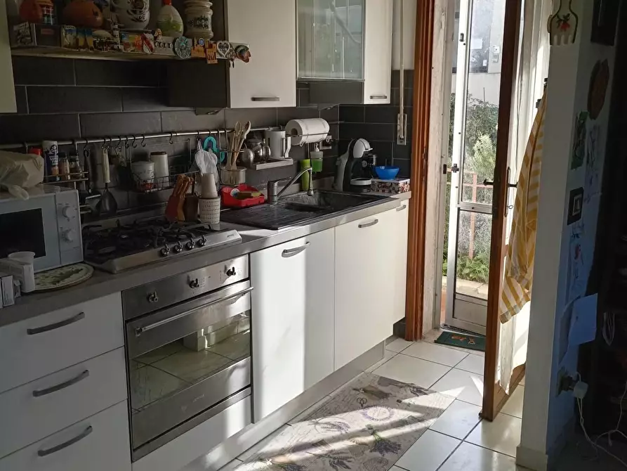 Immagine 2 di Casa bifamiliare in vendita  a Pisa